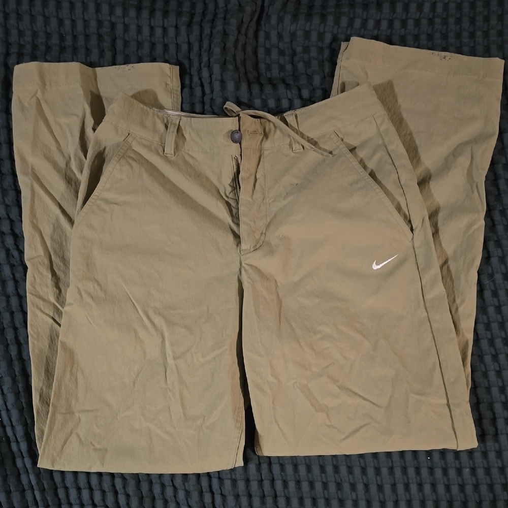 Nike Men's Olive Chinos